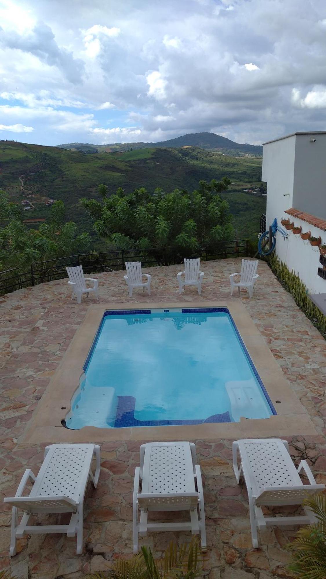 Pensión Casa Luna Campestre &